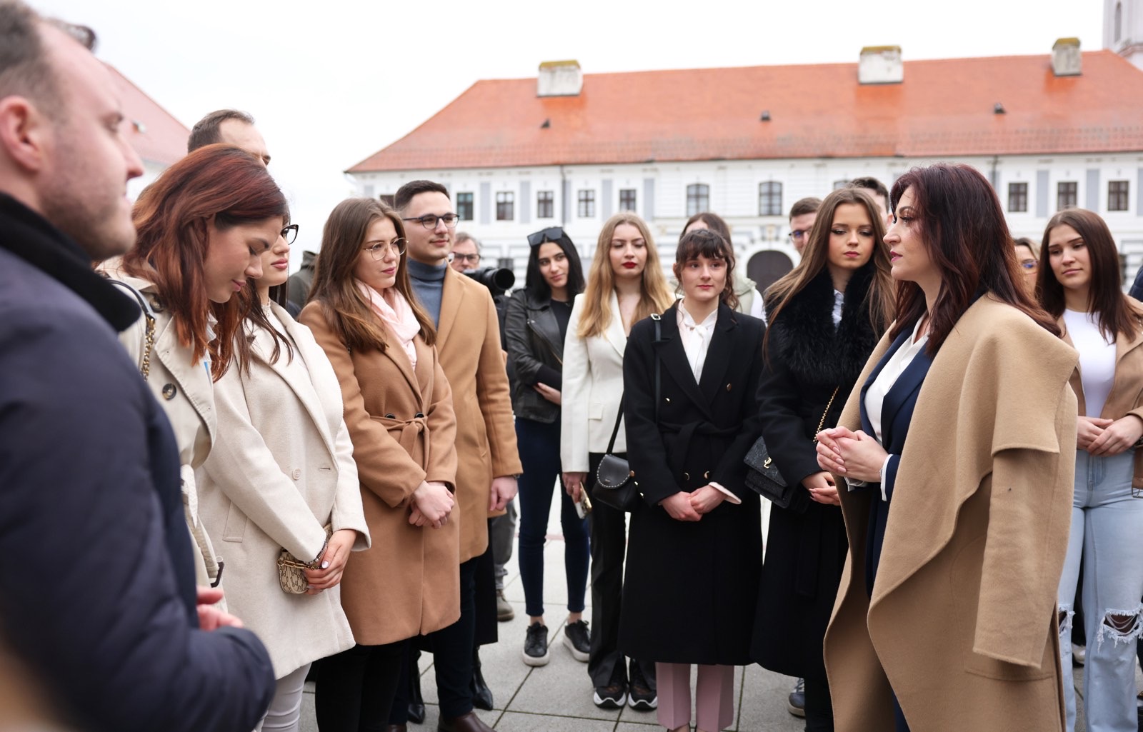 Osječko-baranjska županija bilježi pozitivne demografske trendove, važan porast upisa djece u osnovne škole i vrtiće