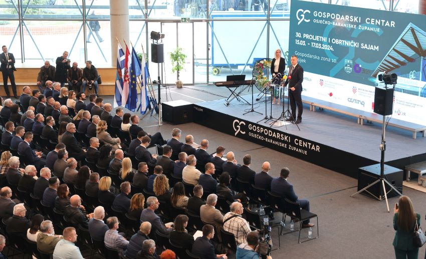 Otvorenjem Proljetnog i obrtničkog sajma obilježena prva godišnjica rada Gospodarskog centra OBŽ