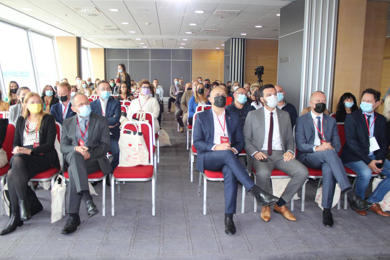 Nakon školovanja važno je stručne kadrove i zaposliti u našoj županiji