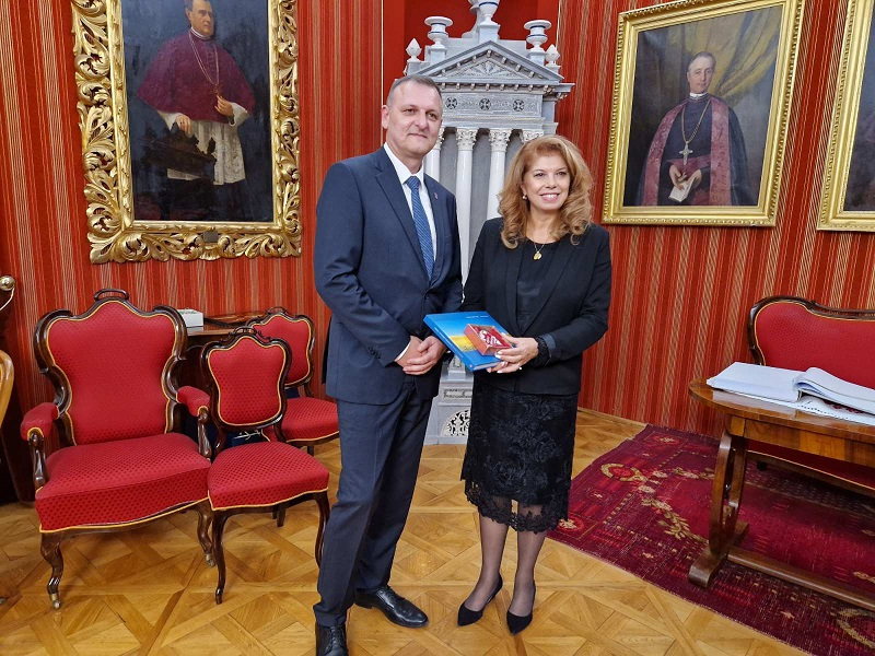 Potpredsjednica Republike Bugarske posjetila Đakovačko-osječku nadbiskupiju