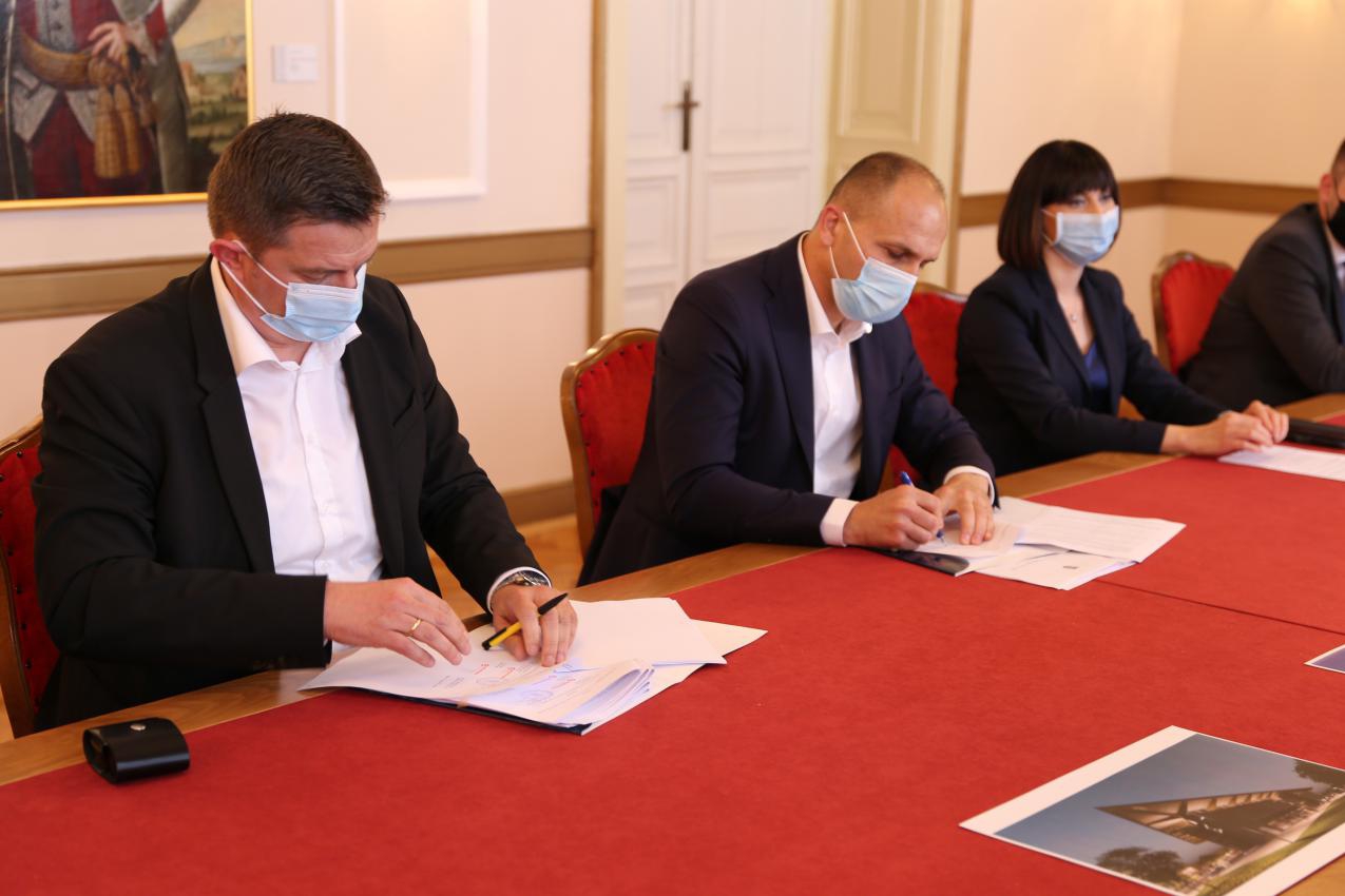 Potpisan ugovor o izgradnji Gospodarskog centra u Osijeku, rok 18 mjeseci