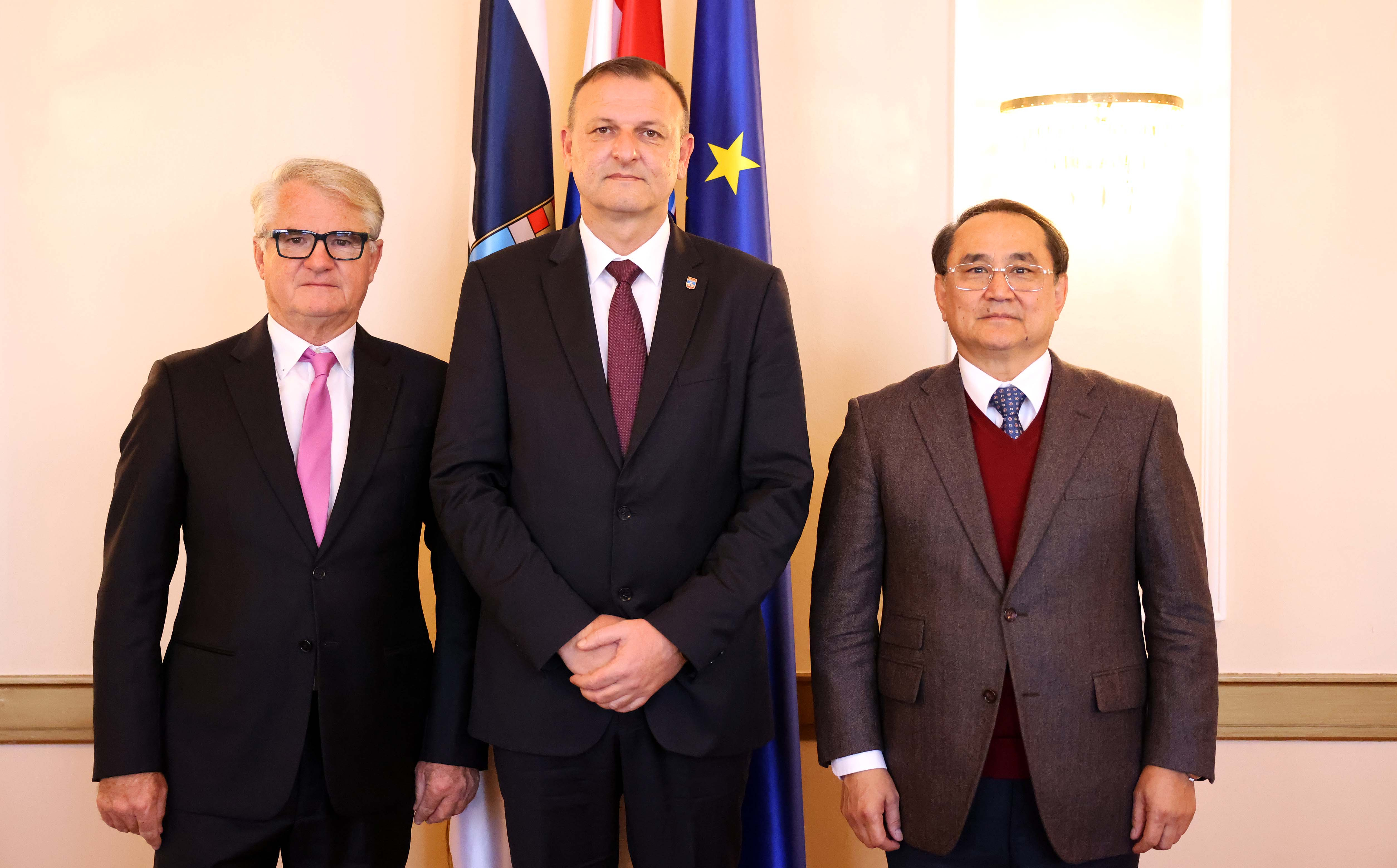 Veleposlanik Republike Kazahstan u Hrvatskoj, Nj. E. Akylbek Kamaldinov u posjetu Osječko-baranjskoj županiji