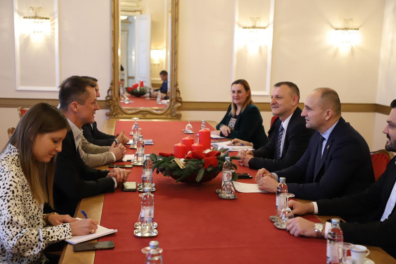 Suradnja OBŽ, Osijeka i Livna na konkretnim projektima