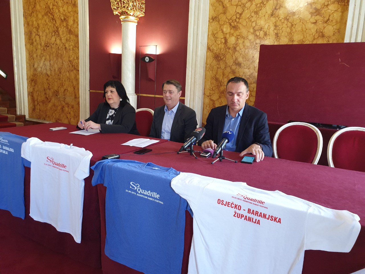 Ispraćaj maturanata uz Quadrillu u srijedu u podne