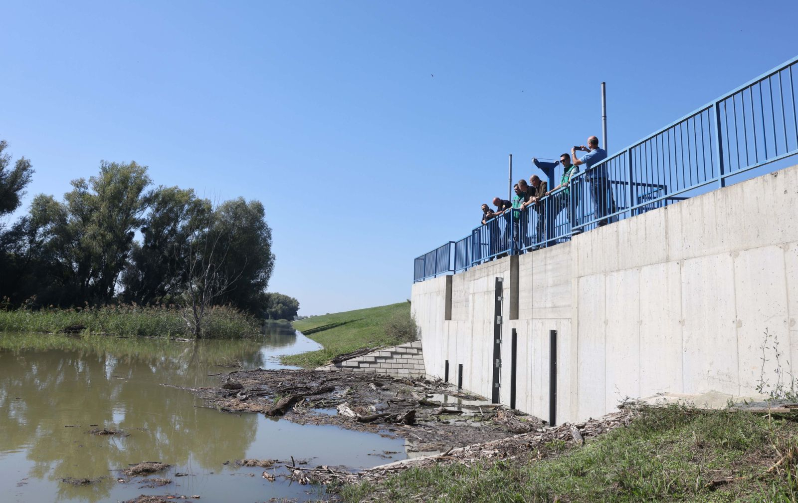 Dunavski nasipi spremno dočekuju vodeni val