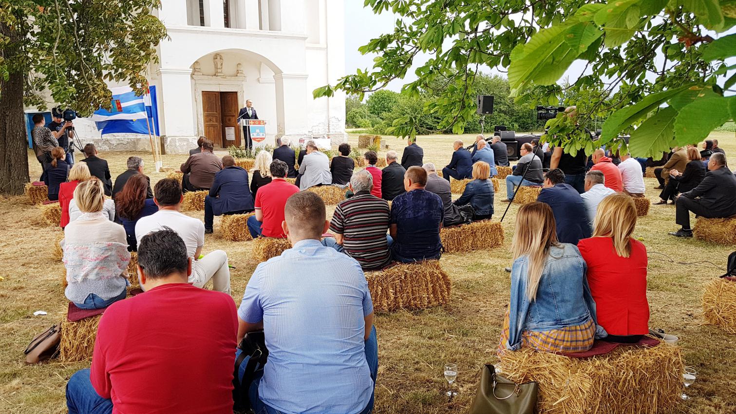 Povodom 100 godina hrvatske Baranje u Topolju predstavljena knjiga „Baranja - život na rubu“