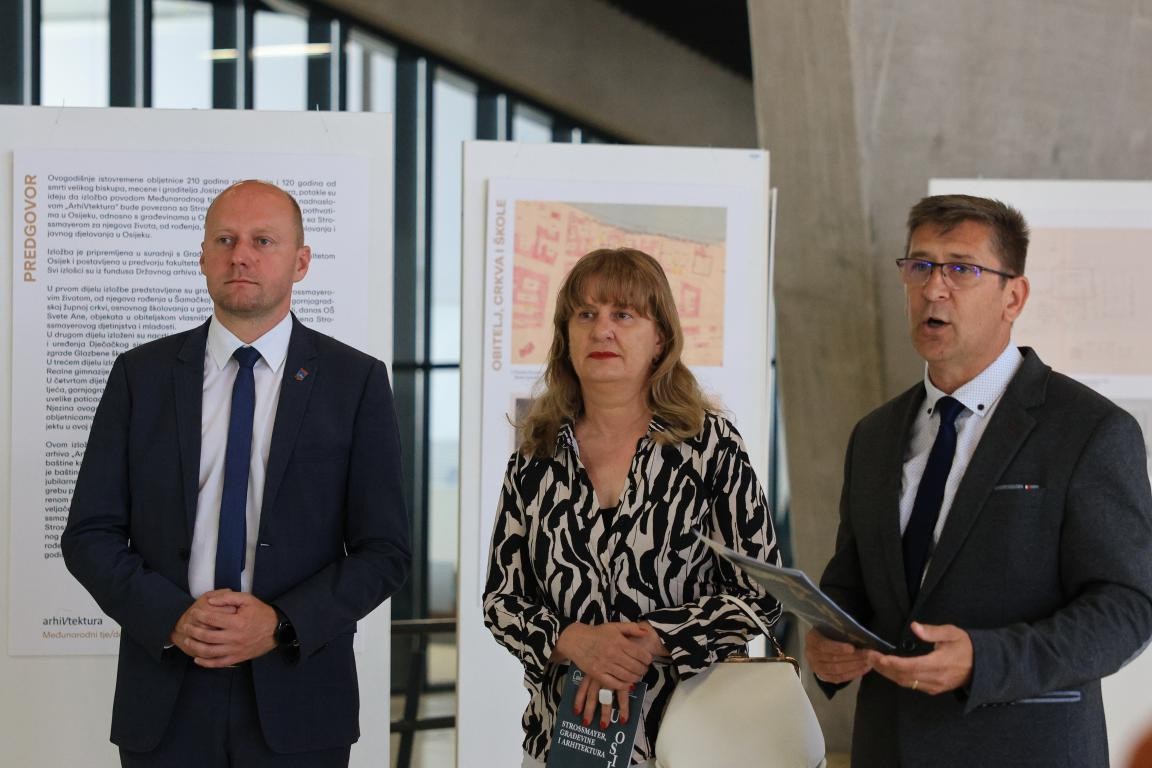 Državni arhiv u Osijeku otvorio izložbu posvećenu Strossmayeru