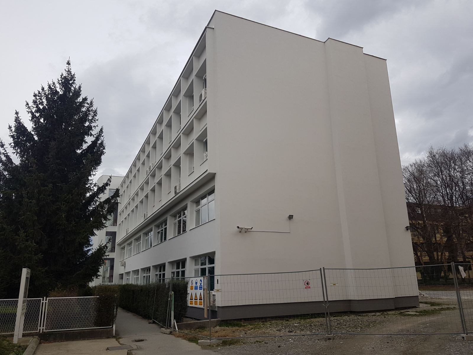 Obnovljena zgrada I. gimnazije Osijek