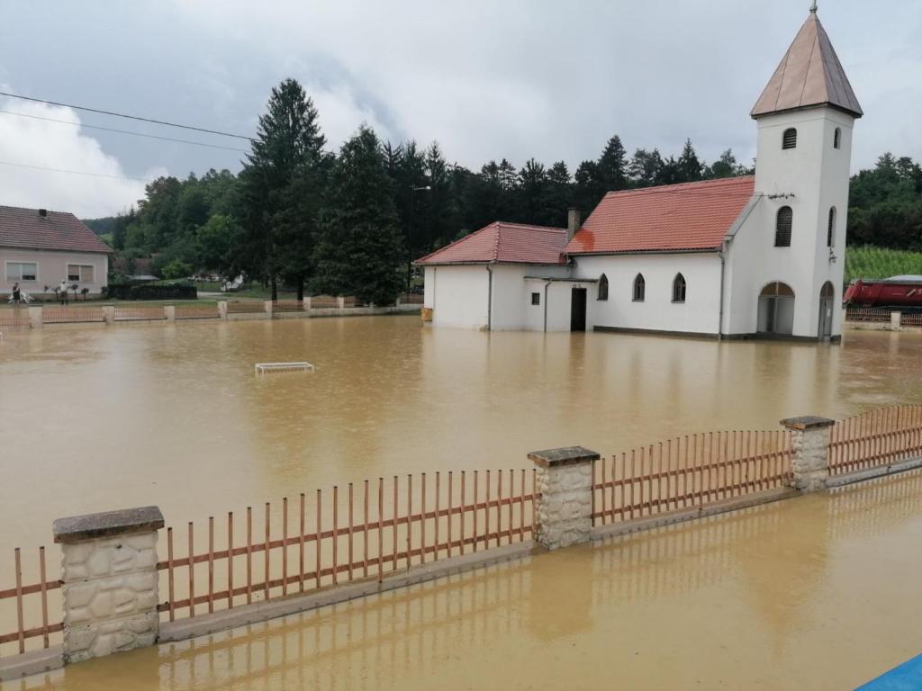 Popravlja se situacija u poplavljenom našičkom području