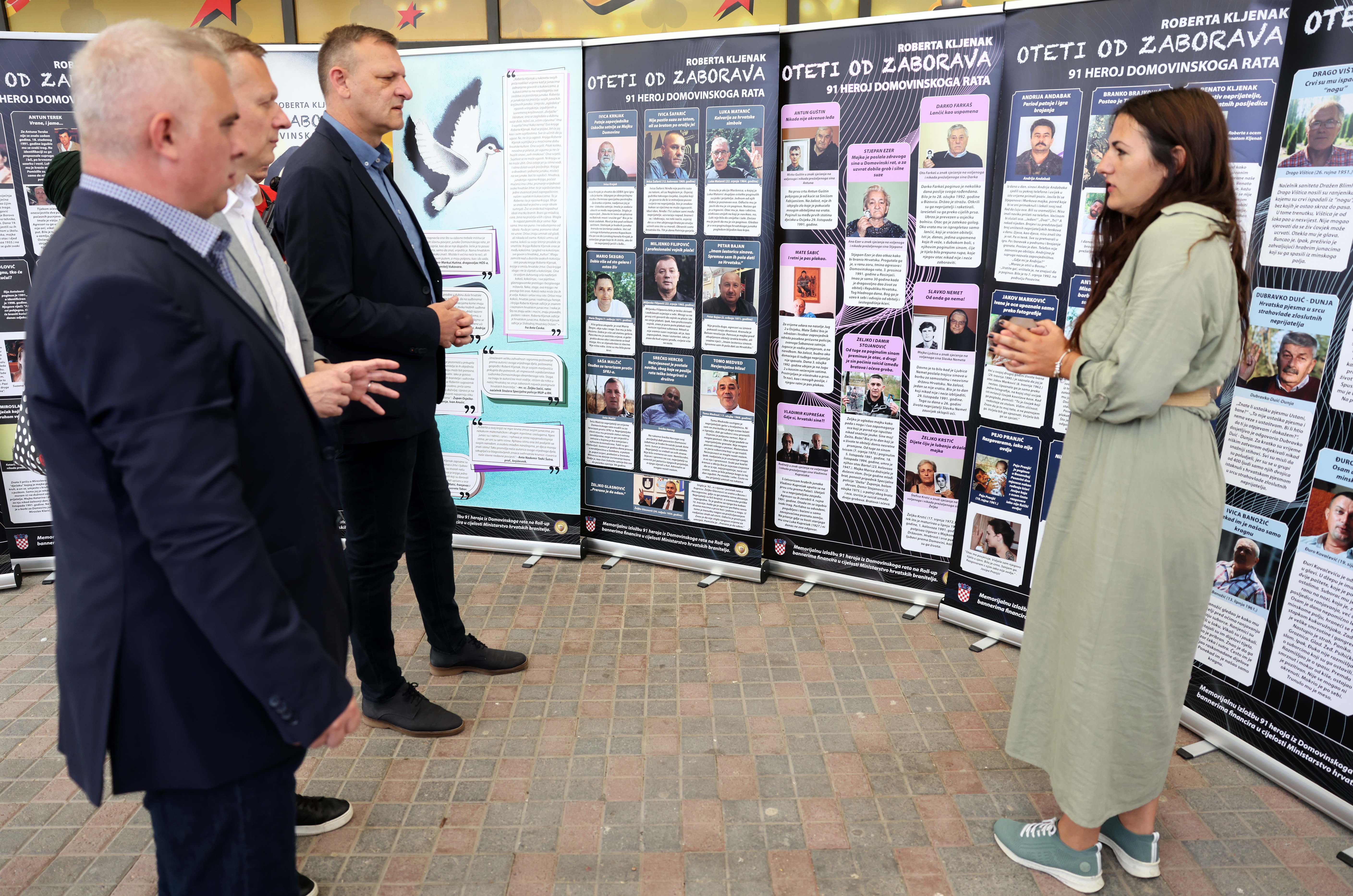 Memorijalna izložba OTETI OD ZABORAVA 91 HEROJ DOMOVINSKOG RATA