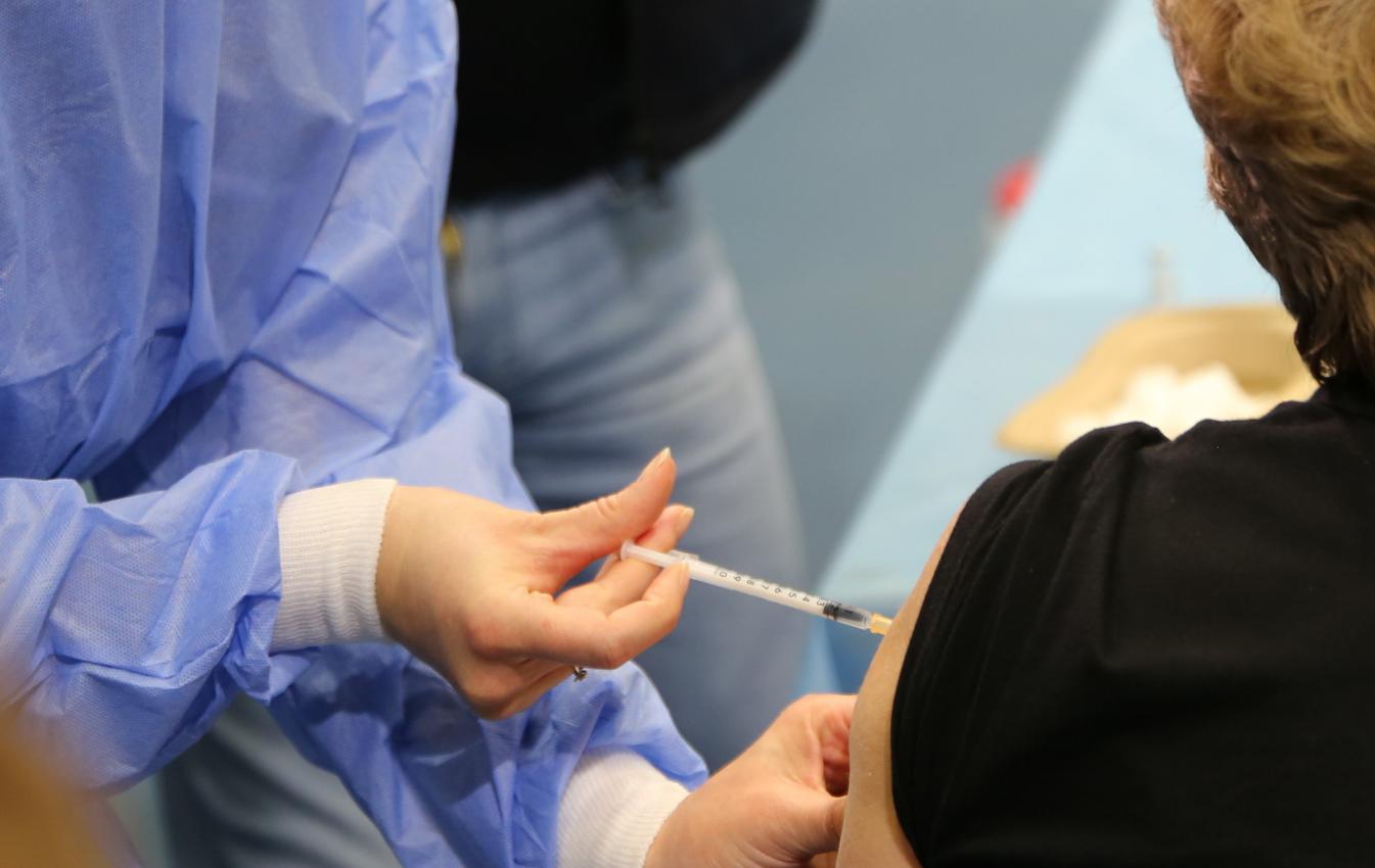 Na korovavirus novopozitivno 107 osoba