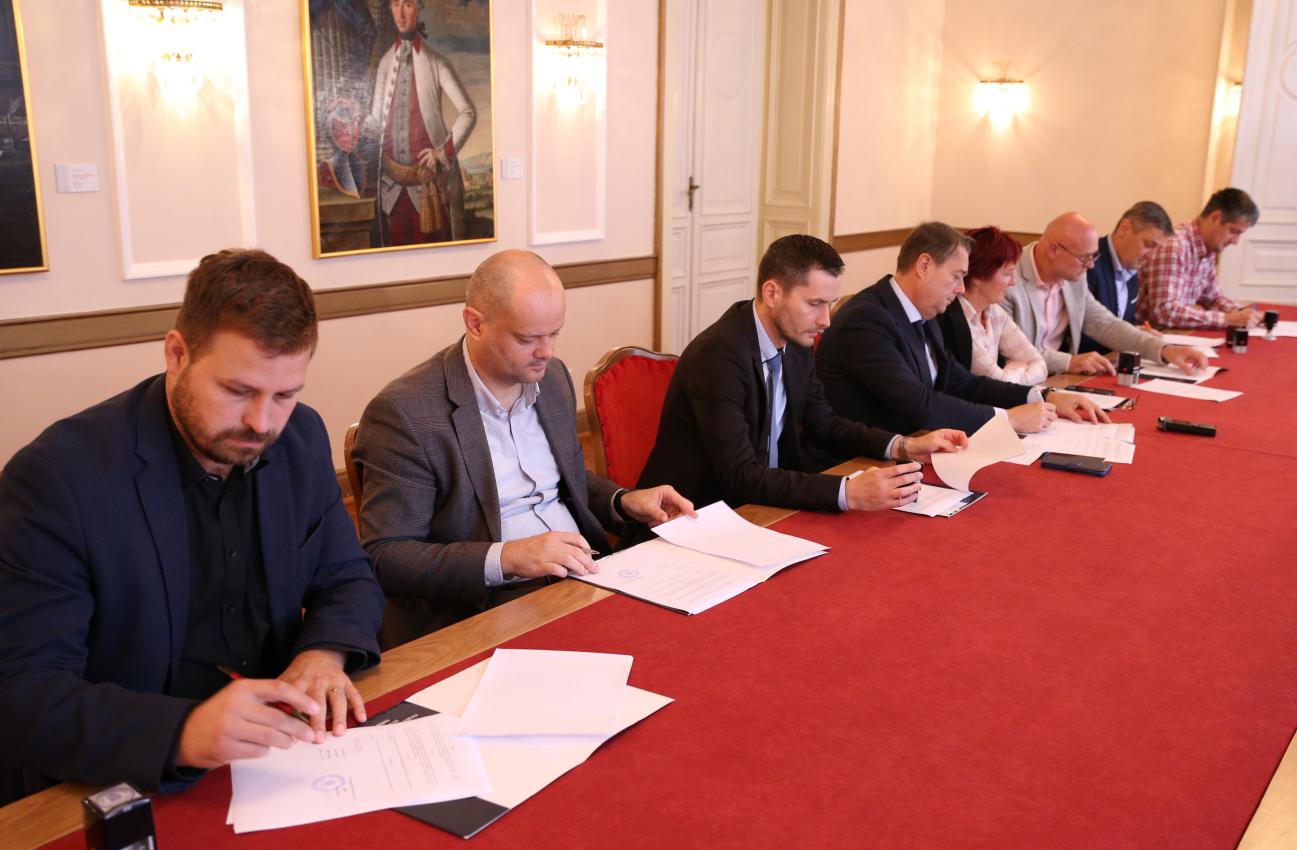 Suradnjom Županije s općinama i gradovima smanjene kamate na kredite poljoprivrednika