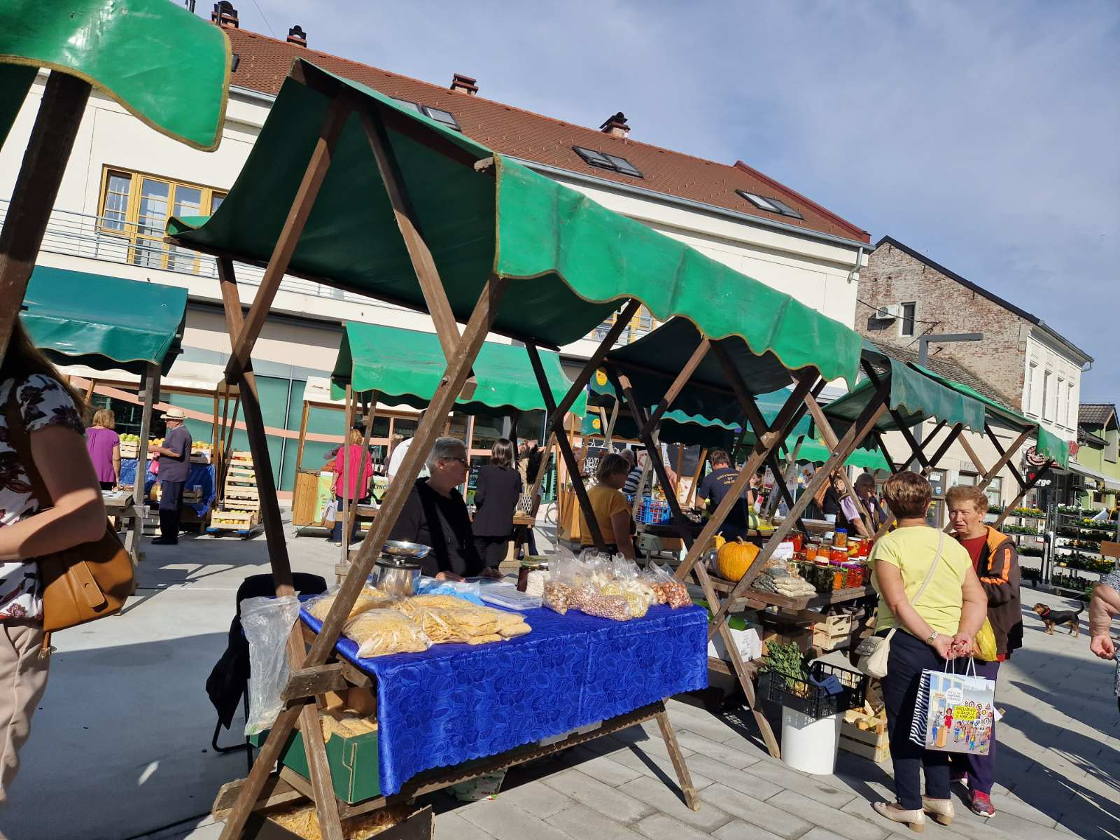 Otvoren 17. Valpovački sajam obrtništva i malog poduzetništva